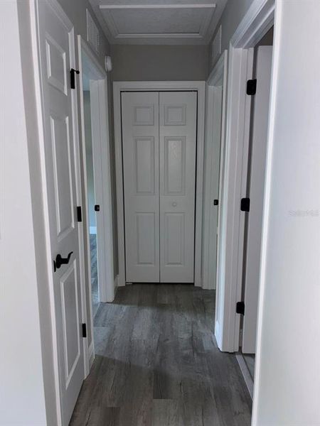 Spacious, unfurnished interior of a new home in , Dunnellon (Image 16).