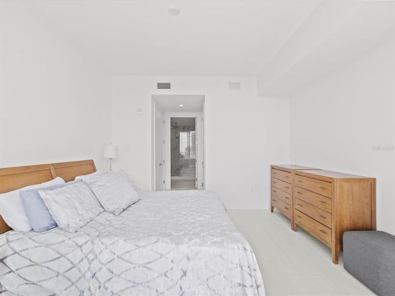 Furnished interior view inside a new home in , St. Petersburg (Image 38).