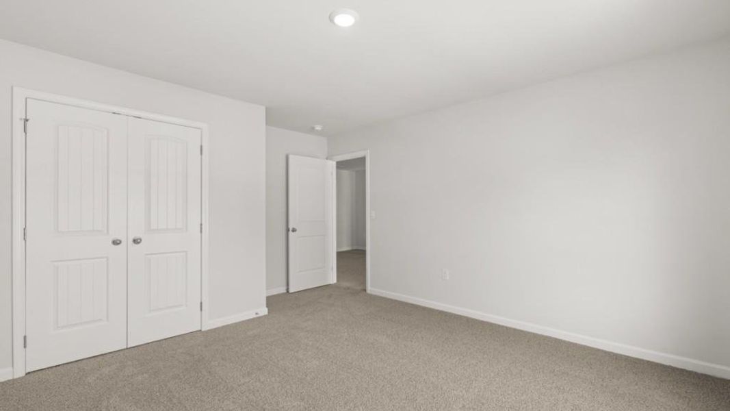 Spacious, unfurnished interior of a new home in Liberty Crossing, Braselton (Image 20).