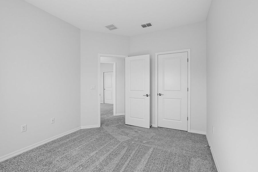 Spacious, unfurnished interior of a new home in Lochside, Mount Dora (Image 48).