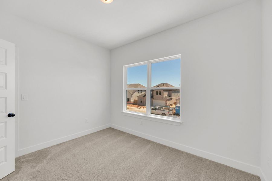 Spacious, unfurnished interior of a new home in Nolina - 50', Georgetown (Image 14).