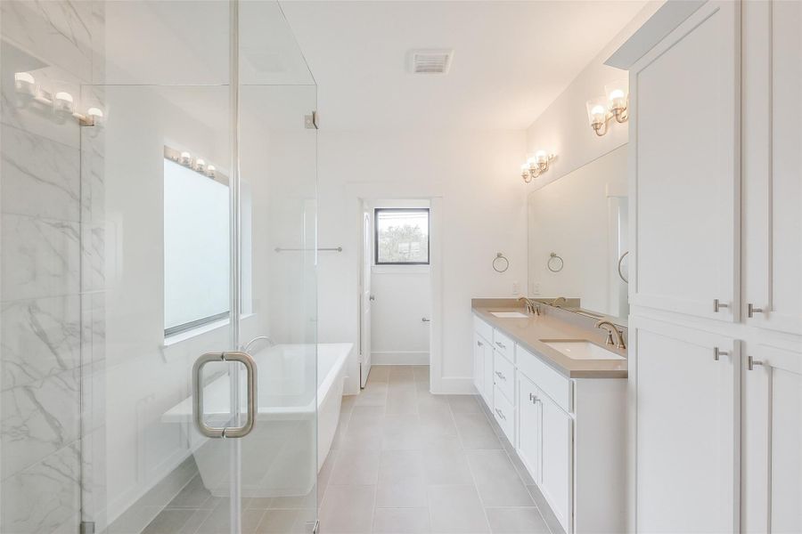 Furnished interior view inside a new home in Timbergrove Trails, Houston (Image 12).