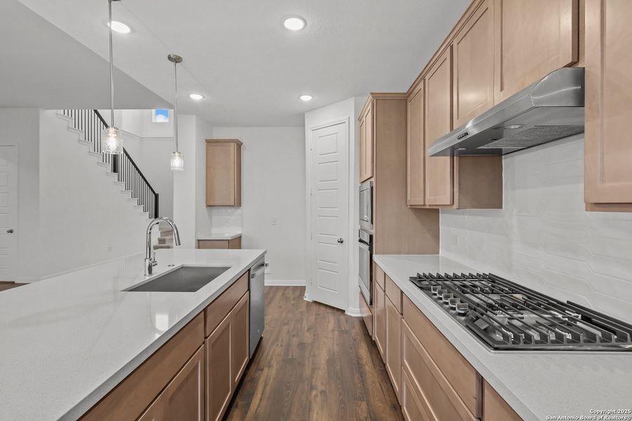 Furnished interior view inside a new home in Foxbrook, Cibolo (Image 12).