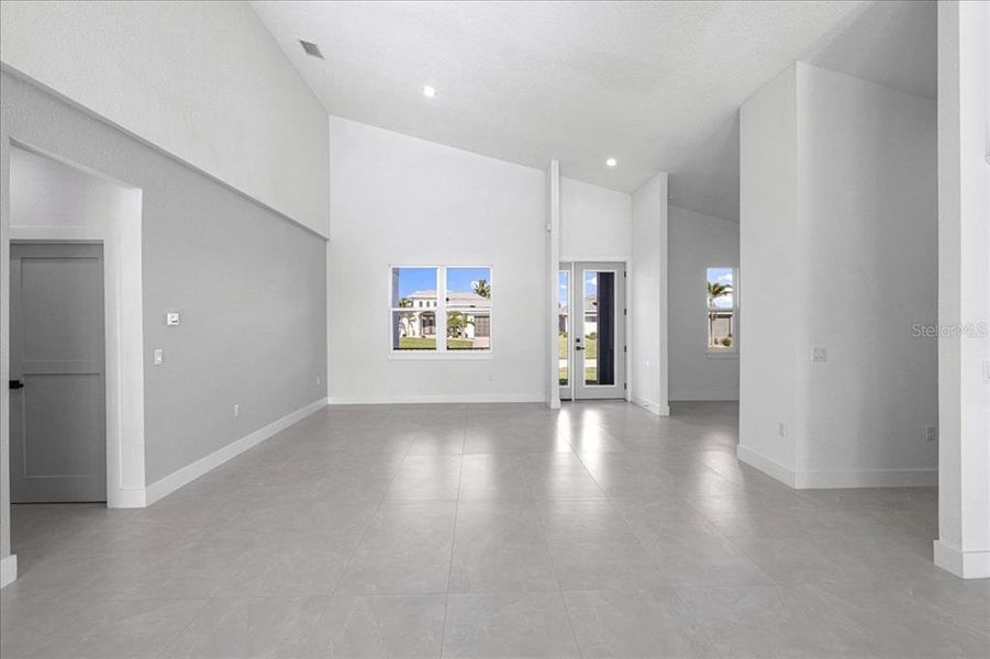 Spacious, unfurnished interior of a new home in , Port Charlotte (Image 32).