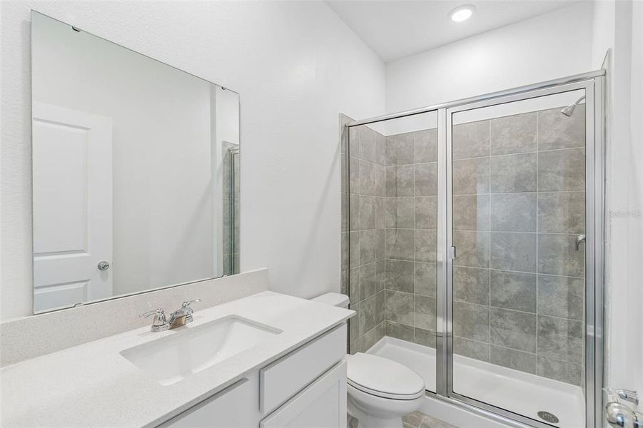Furnished interior view inside a new home in Peace Creek Reserve, Winter Haven (Image 9).