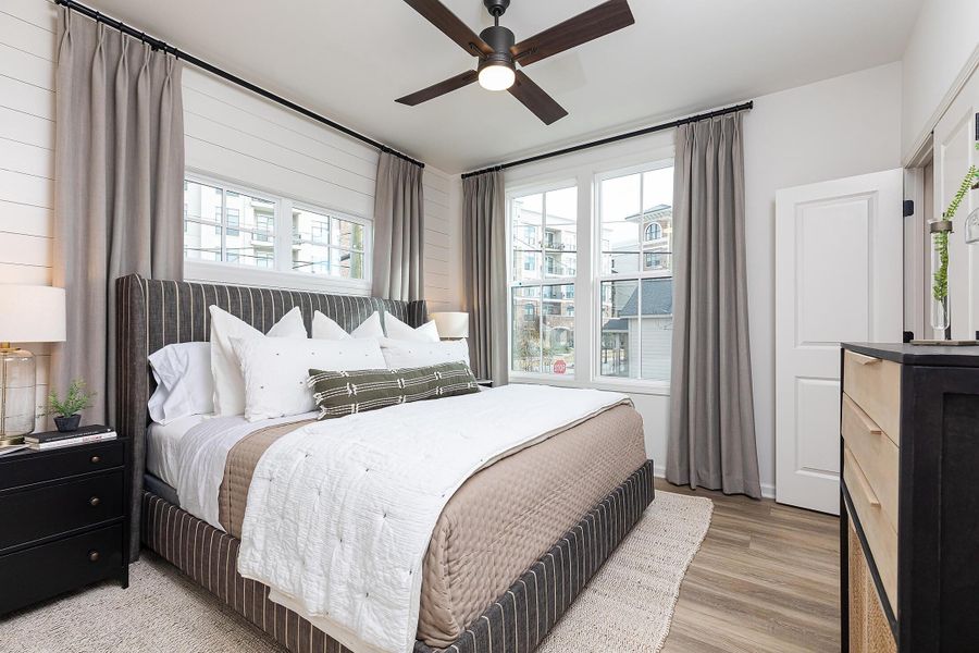 Furnished interior view inside a new home in BelleWether, Chattanooga (Image 8).