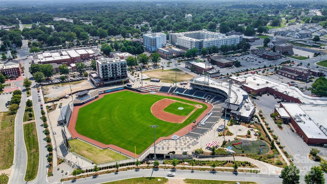 Newly Revitalized Downtown Kannapolis just minutes away! Ballpark, Breweries, Restaurants, Shopping, & more!!