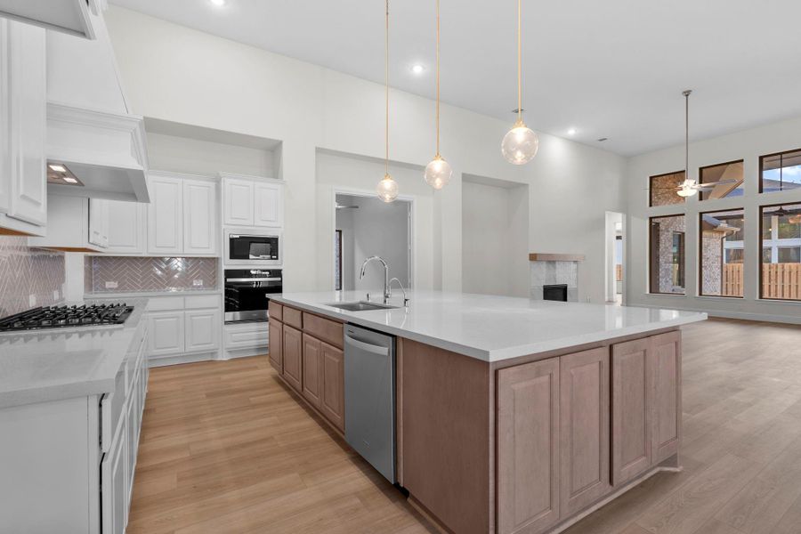 Furnished interior view inside a new home in Colton, Montgomery (Image 14).