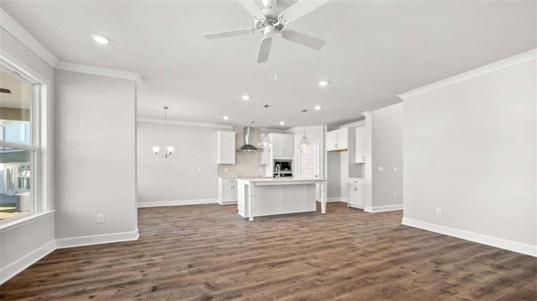 Spacious, unfurnished interior of a new home in Evergreen Crossing, Locust Grove (Image 14).