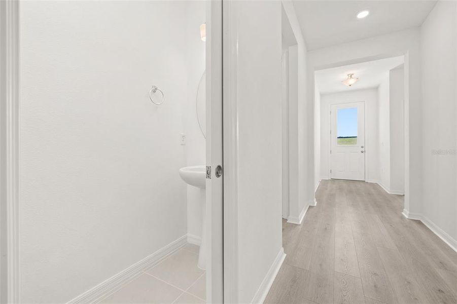 Spacious, unfurnished interior of a new home in Reserve at Hammock Oaks, Lady Lake (Image 21). Spacious, unfurnished interior of a new home in Reserve at Hammock Oaks, Lady Lake (Image 21).