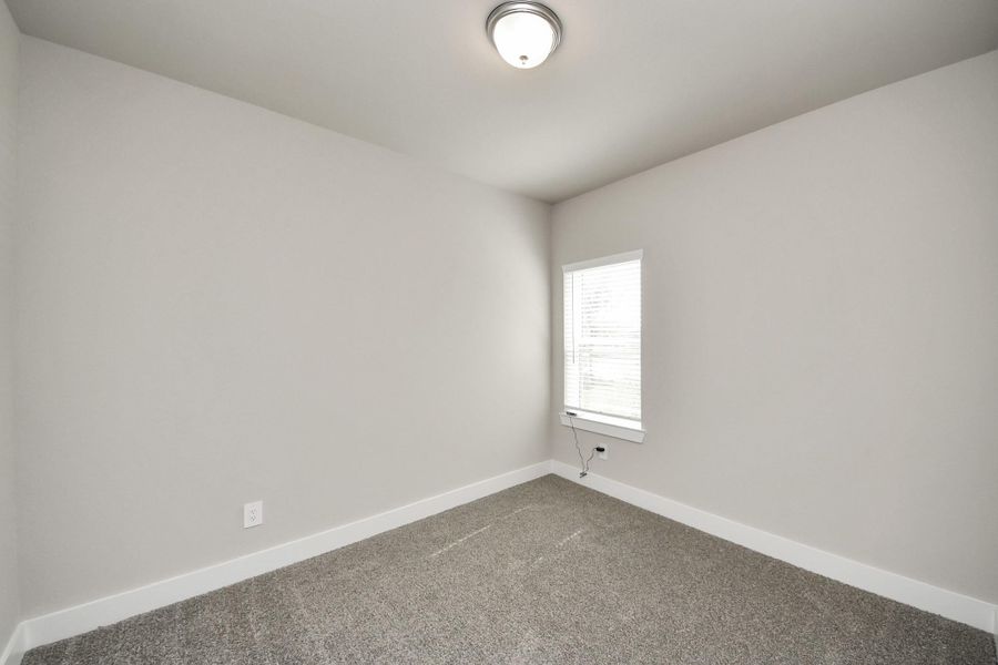 Spacious, unfurnished interior of a new home in , Tomball (Image 26).