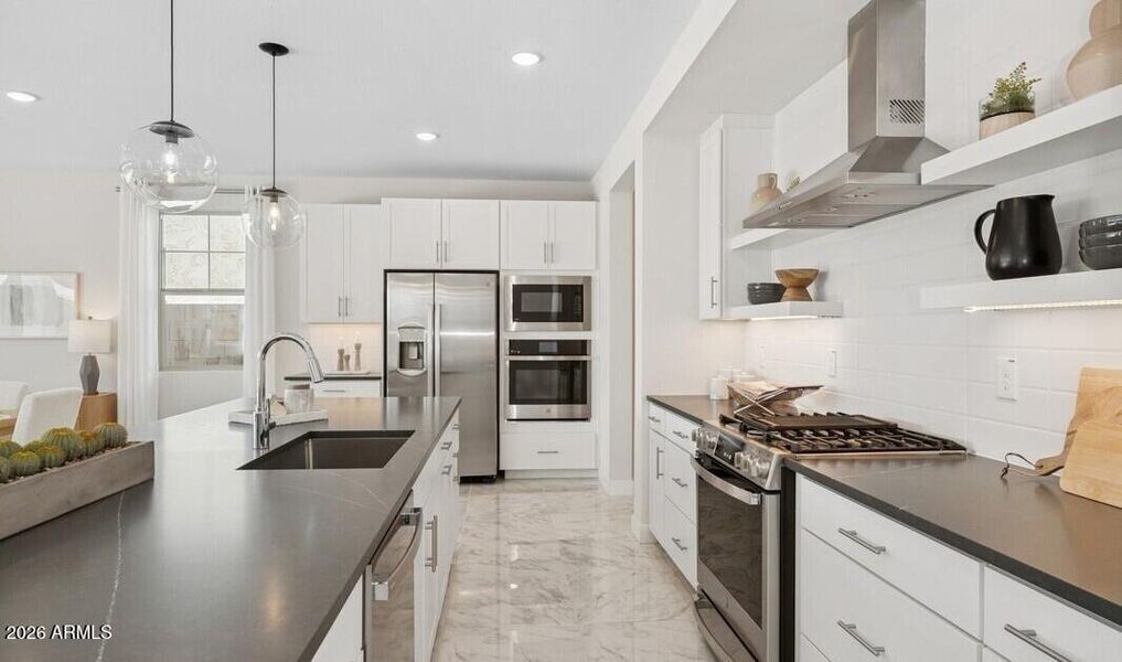 173033_Manor at Legacy Place_Avalon_Kitc