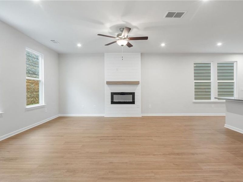 Spacious, unfurnished interior of a new home in The Village at Shallowford, Kennesaw (Image 20). Spacious, unfurnished interior of a new home in The Village at Shallowford, Kennesaw (Image 20).