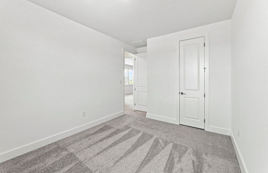 Spacious, unfurnished interior of a new home in Kuempel Estates, Pflugerville (Image 53).