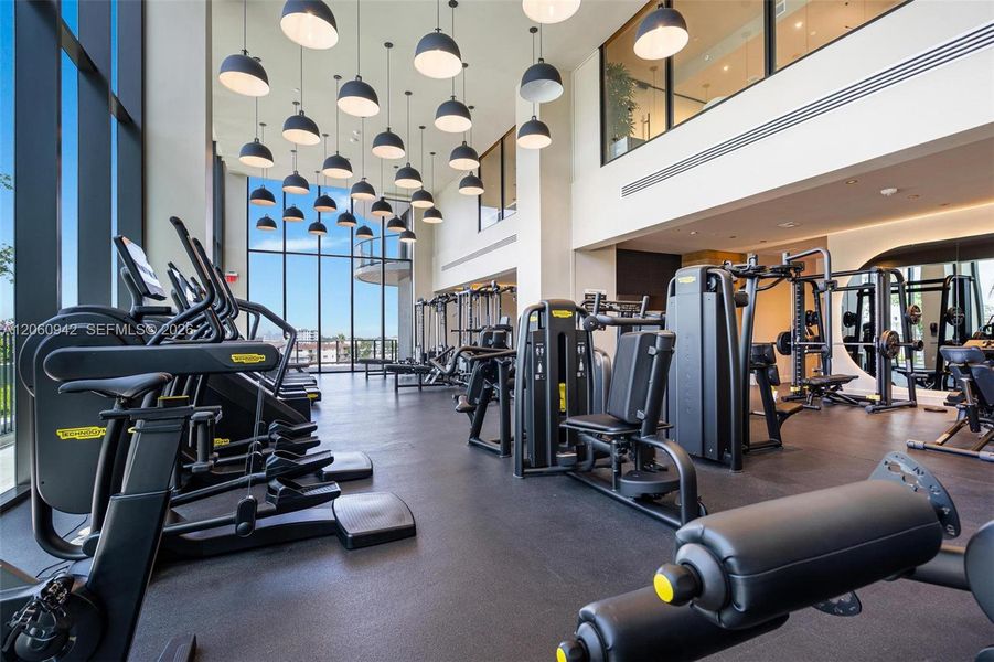 Community amenities in , Miami Beach (Image 47).