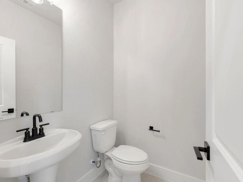 Furnished interior view inside a new home in Lake Park Villas, Wylie (Image 16).