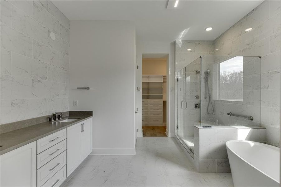 Furnished interior view inside a new home in The Retreat at Sterling on the Lake 48', Flowery Branch (Image 13).