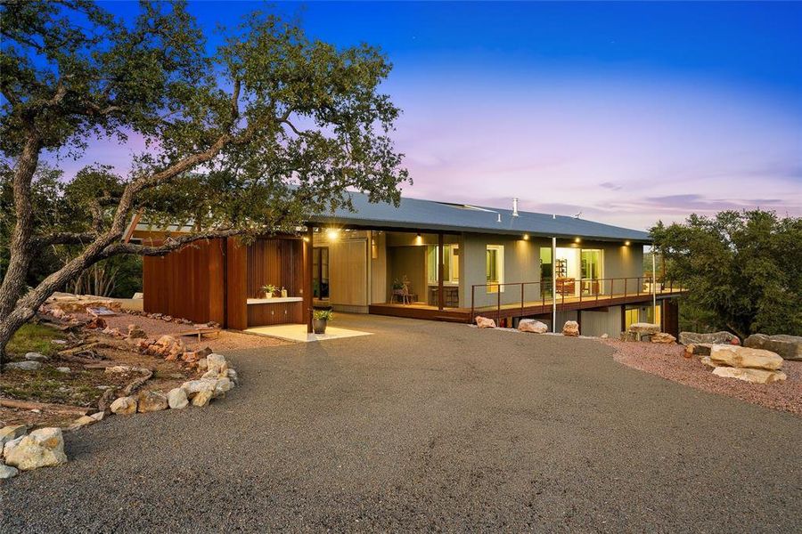 Exterior details and patio area of a home in , Burnet (Image 14).