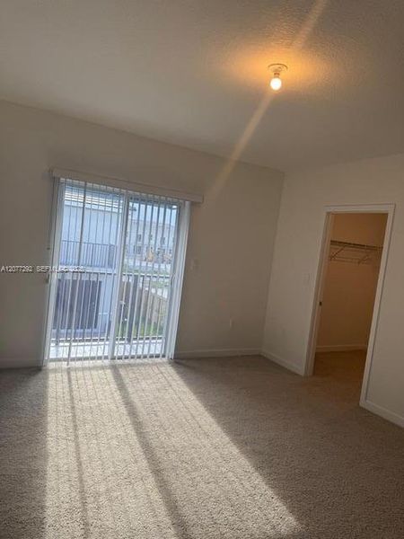 Spacious, unfurnished interior of a new home in , Homestead (Image 12).