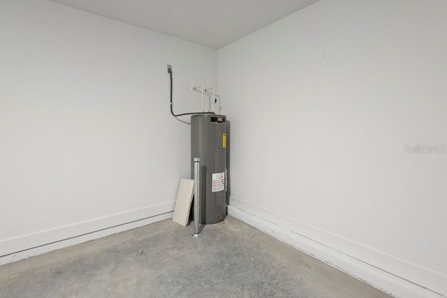 Spacious, unfurnished interior of a new home in The Preserve at Laurel Lake, Lake City (Image 25).