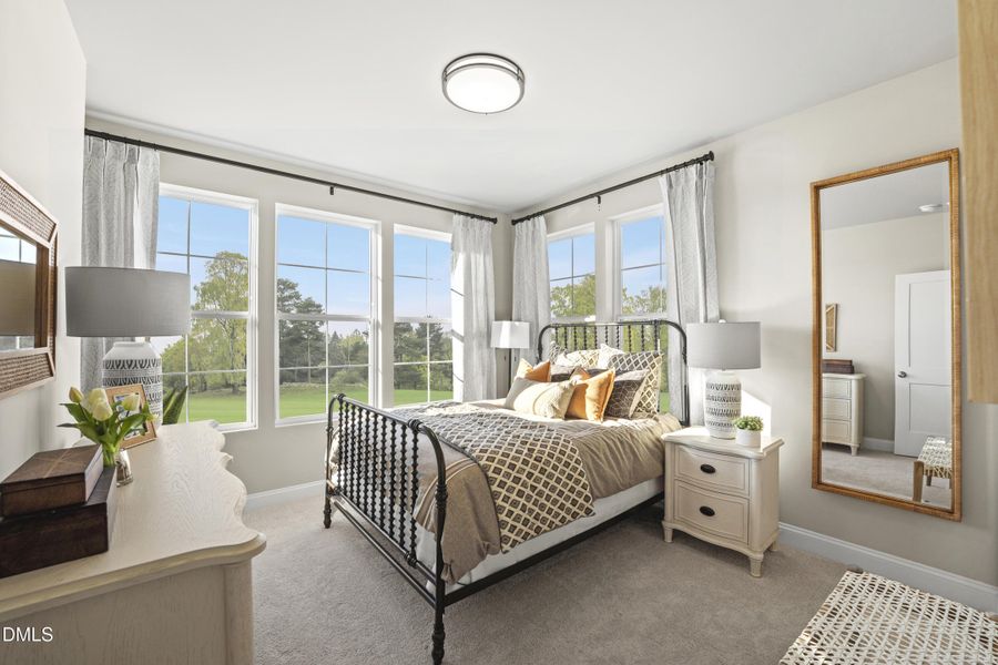 2nd Bedroom Julianne