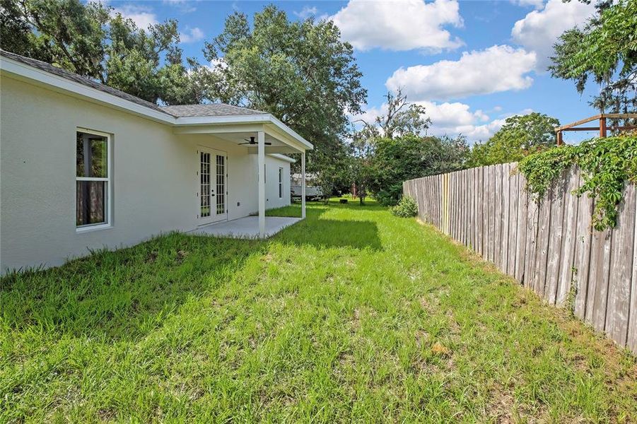 Exterior details and patio area of a home in , Dade City (Image 23).
