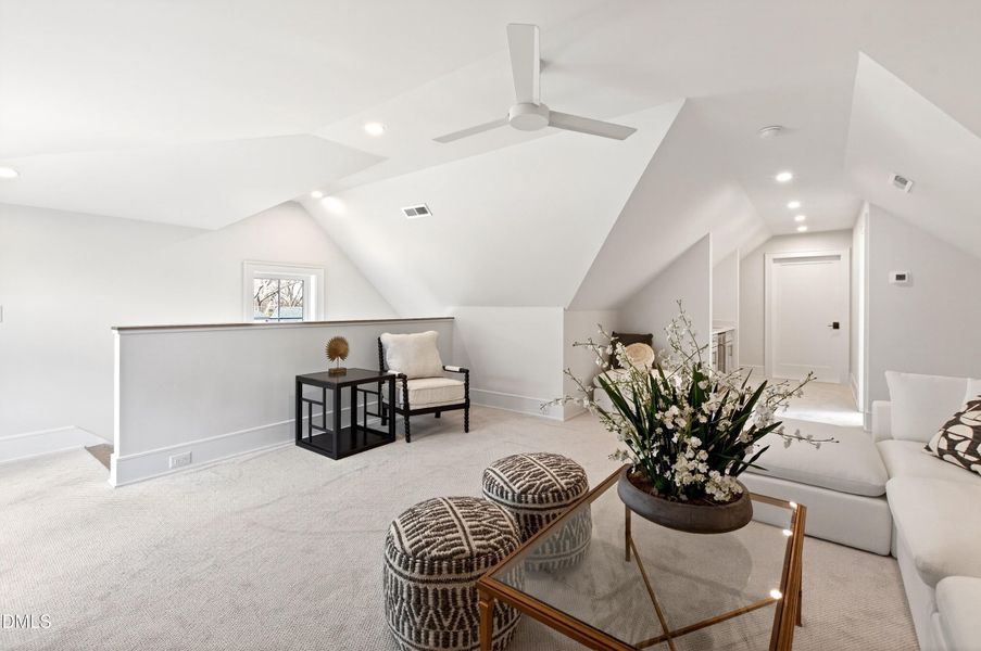 Carson (75) Carson (75)