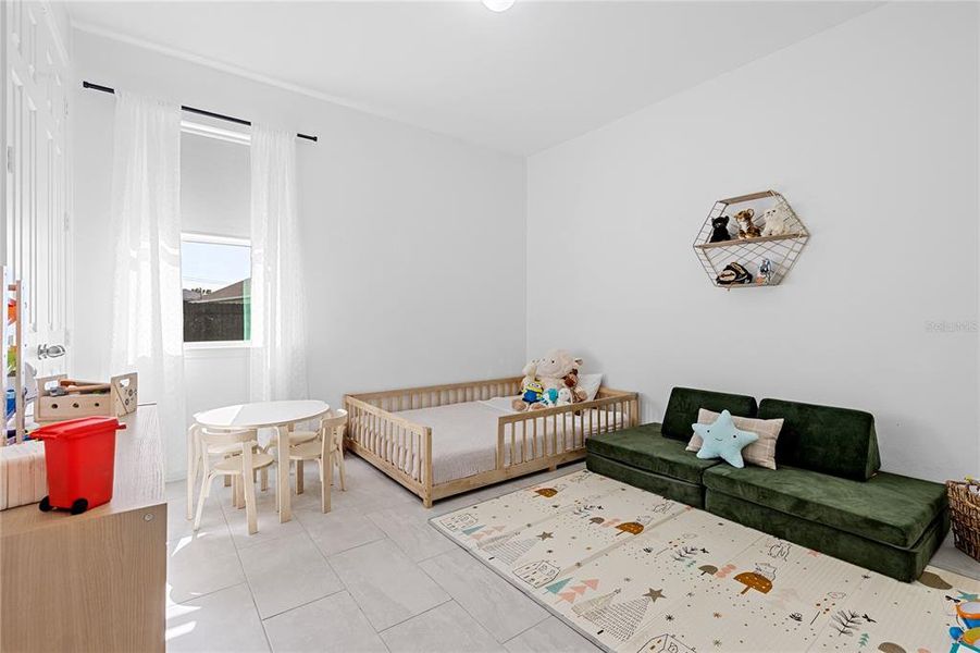 Furnished interior view inside a new home in , Cape Coral (Image 28).