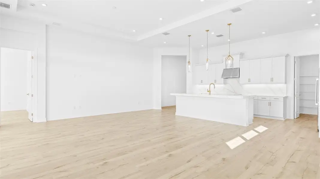 Kitchen-Great Room