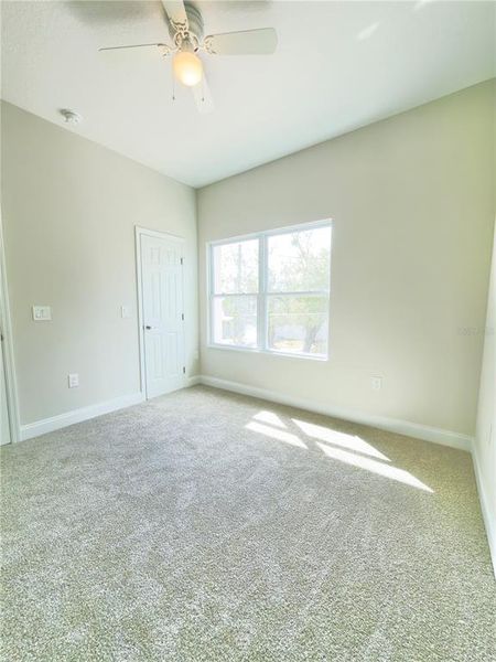 Spacious, unfurnished interior of a new home in , Orlando (Image 8).