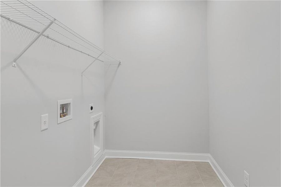 Spacious, unfurnished interior of a new home in Promenade at Sawnee Village, Cumming (Image 26).