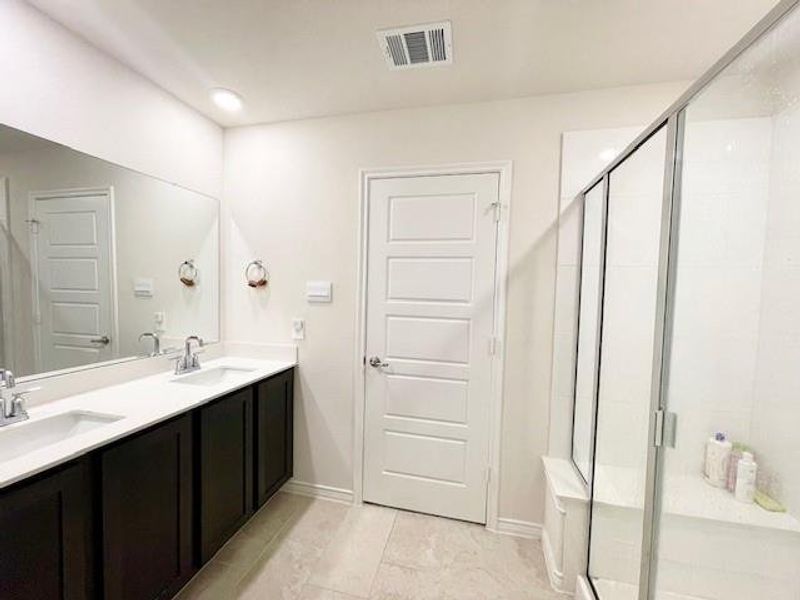 Furnished interior view inside a new home in , Fate (Image 10).