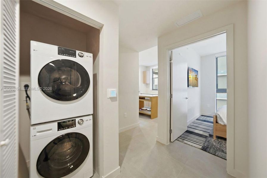 Furnished interior view inside a new home in , Miami (Image 27).
