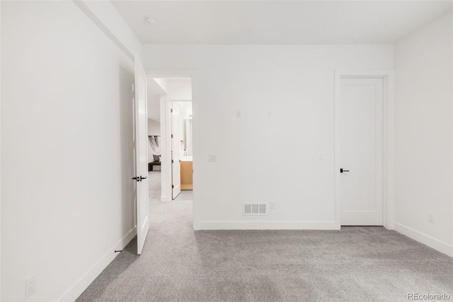 Spacious, unfurnished interior of a new home in , Denver (Image 18).