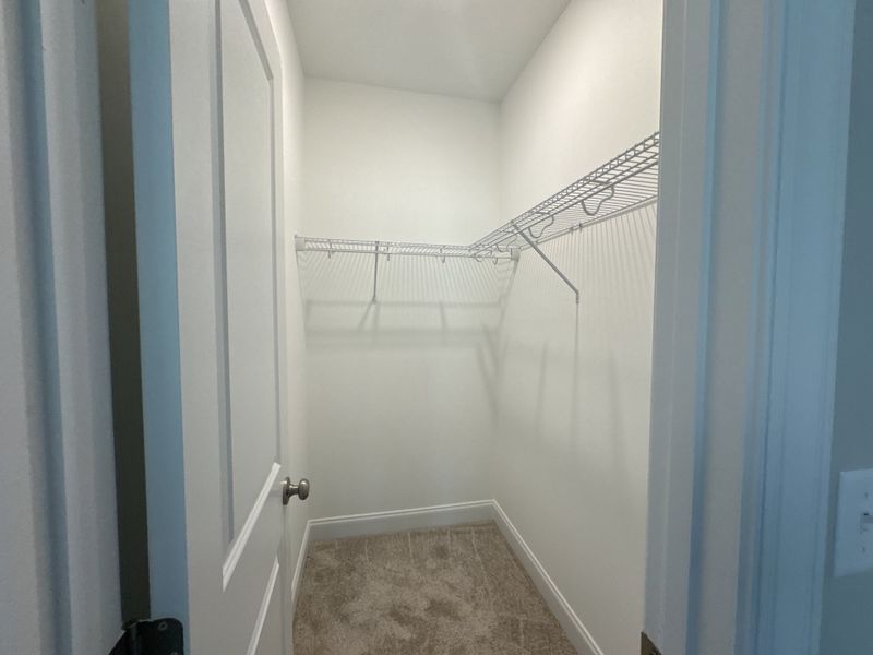 Spacious, unfurnished interior of a new home in Windsor, North Augusta (Image 27).