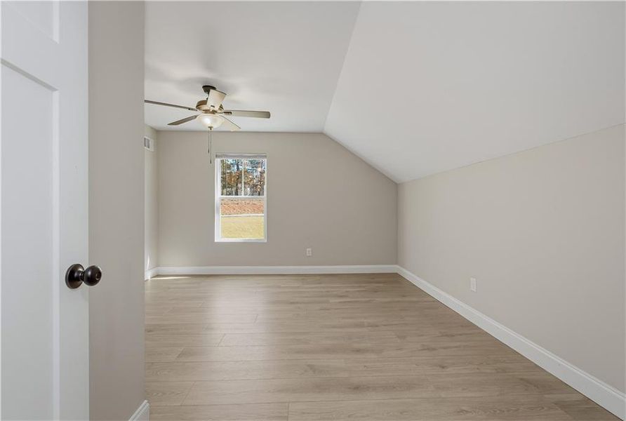 Spacious, unfurnished interior of a new home in , Dahlonega (Image 36).