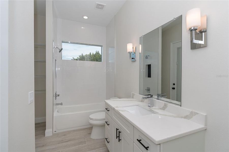 Catalina built at 211 Tournament Rd