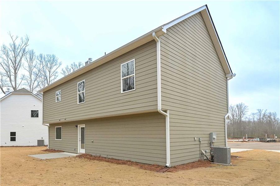 Exterior details and patio area of a home in , Villa Rica (Image 19).