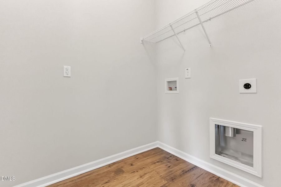 FAY_Hunters Trace_Venture_102 Rubyfield