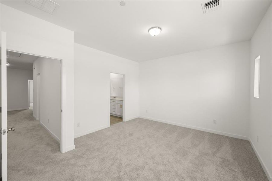 18_7625 Dakota- Primary Suite-2