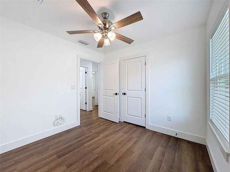 Spacious, unfurnished interior of a new home in , Weeki Wachee (Image 47).