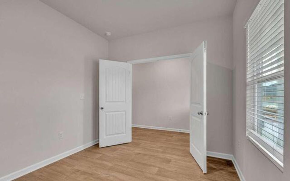 Spacious, unfurnished interior of a new home in River Walk Farm, Covington (Image 9).