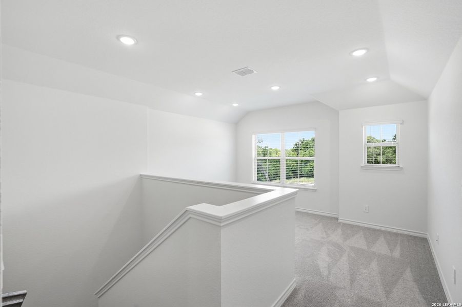 Spacious, unfurnished interior of a new home in Bison Ridge, San Antonio (Image 37). Spacious, unfurnished interior of a new home in Bison Ridge, San Antonio (Image 37).