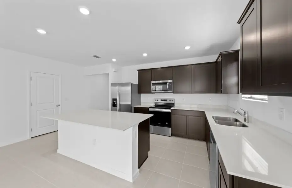 Furnished interior view inside a new home in Caloosa Cove, Labelle (Image 5). Furnished interior view inside a new home in Caloosa Cove, Labelle (Image 5).