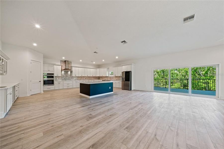 Image 32 of a home in . Image 32 of a home in .