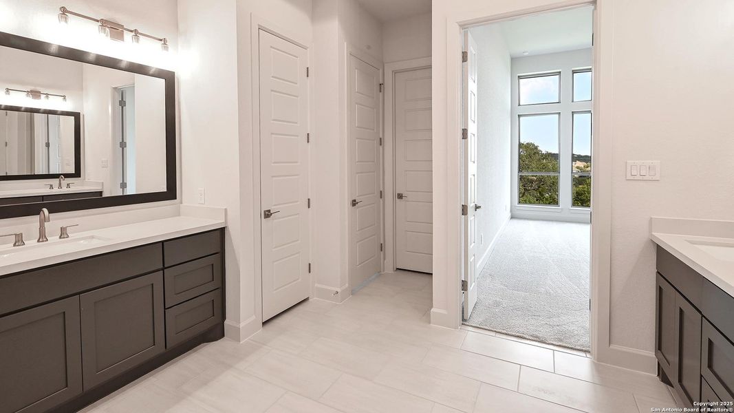 Furnished interior view inside a new home in Johnson Ranch 70', Bulverde (Image 9). Furnished interior view inside a new home in Johnson Ranch 70', Bulverde (Image 9).