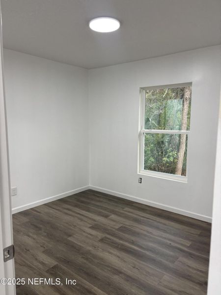 Spacious, unfurnished interior of a new home in , Jacksonville (Image 20).