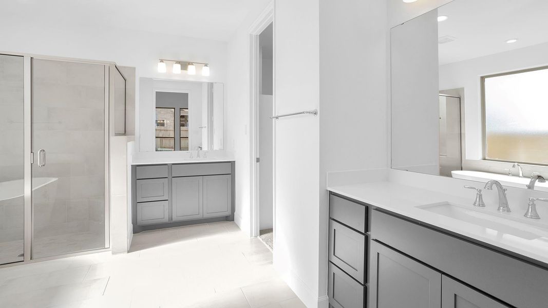 Furnished interior view inside a new home in Artavia 45', Conroe (Image 7).