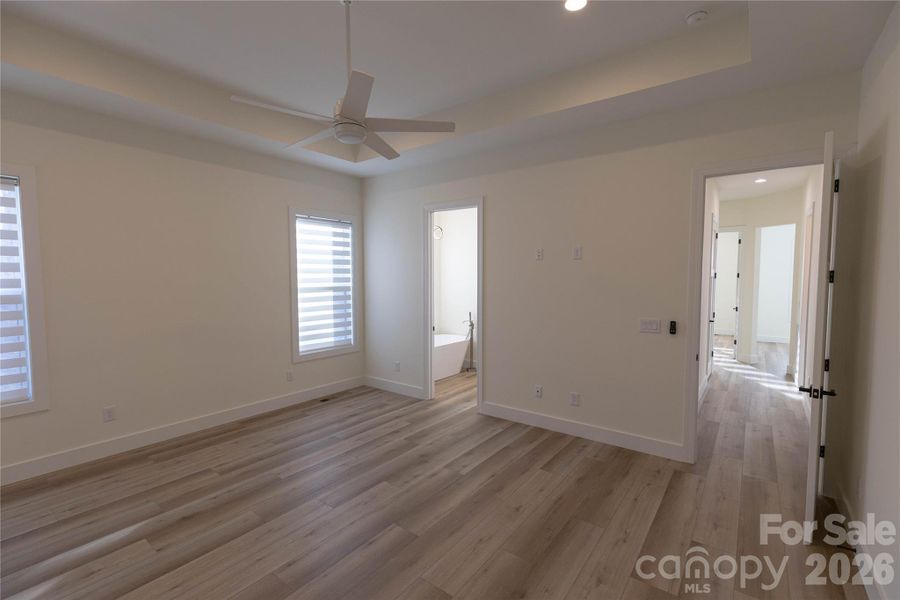 Spacious, unfurnished interior of a new home in , Conover (Image 27).