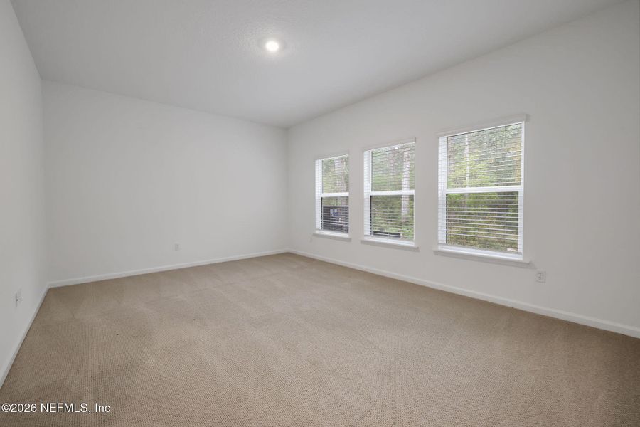 Spacious, unfurnished interior of a new home in Jennings Farm, Middleburg (Image 45). Spacious, unfurnished interior of a new home in Jennings Farm, Middleburg (Image 45).